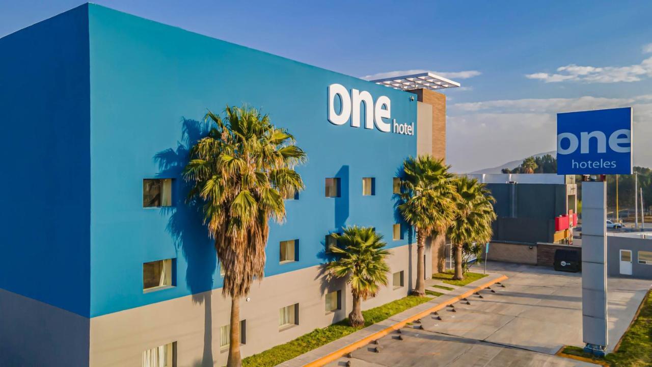 One Saltillo Aeropuerto Exterior foto
